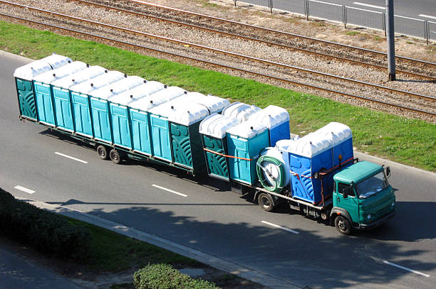 Portable Toilet Options We Offer in Shallowater, TX